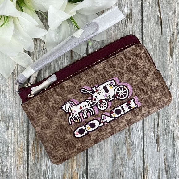 Double Zip Wallet In Signature Canvas With Horse And Carriage Print Bag Purse - Picture 1 of 11